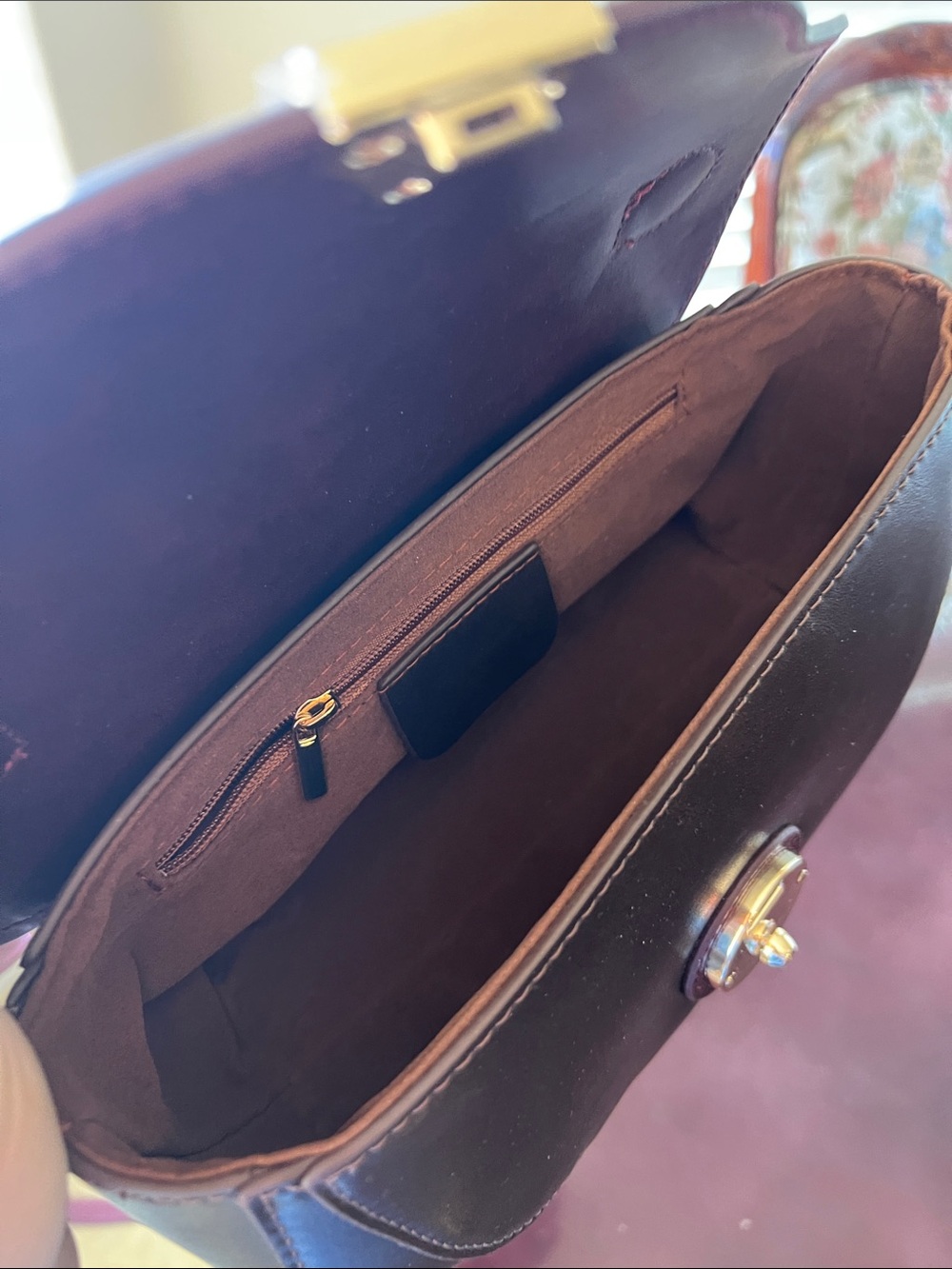 Leather crossbody bag - Picture 5 of 5